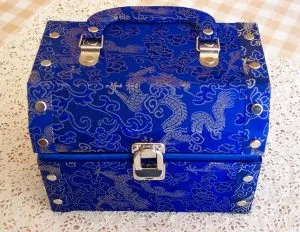 Blue jewelry box with Asian art patterns