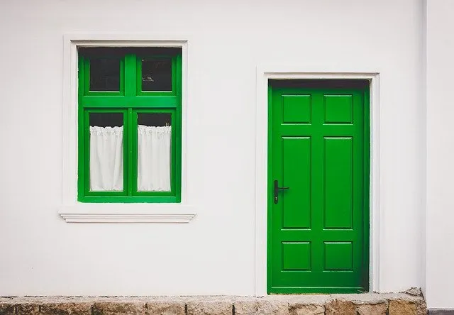 A green front door.