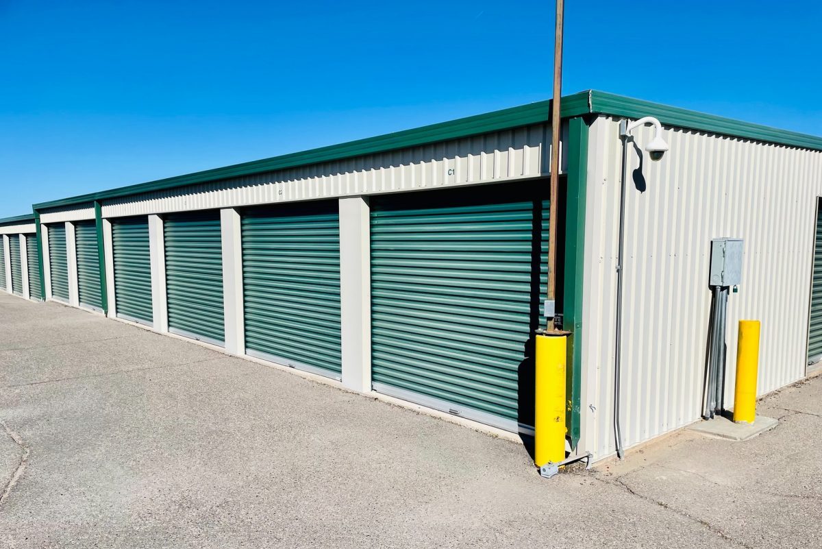 Benefits of renting climate-controlled storage space in South Florida