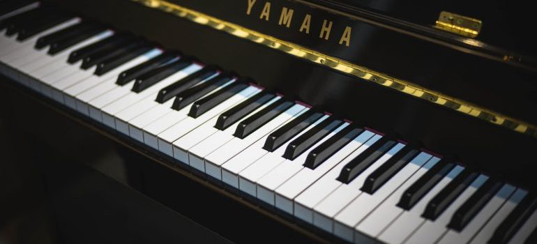 look for help when moving from Boca Raton to Pembroke Pines with a Yamaha piano
