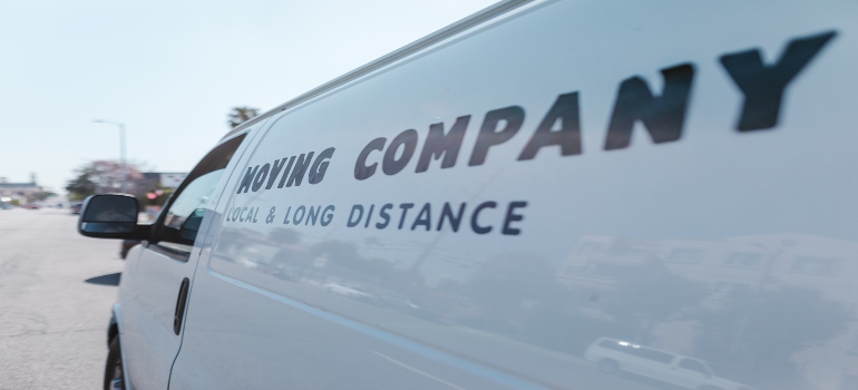 Moving company van as a symbol of interstate moving regulations in Florida